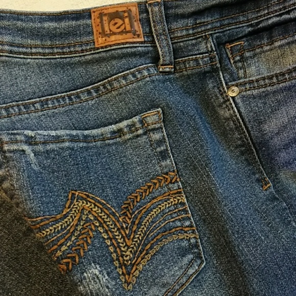 Jeans - Picture 3 of 3